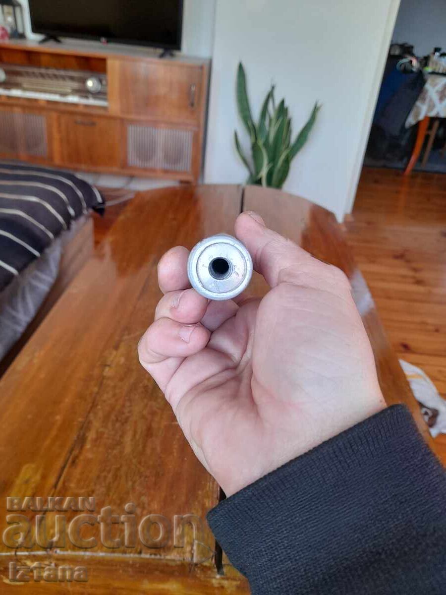 Delivery of Old bicycle pump Delivery of Old bicycle pump