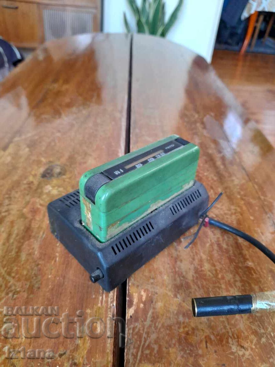 Auction Old radio, Aristar radio receiver Auction Old radio, Aristar radio receiver