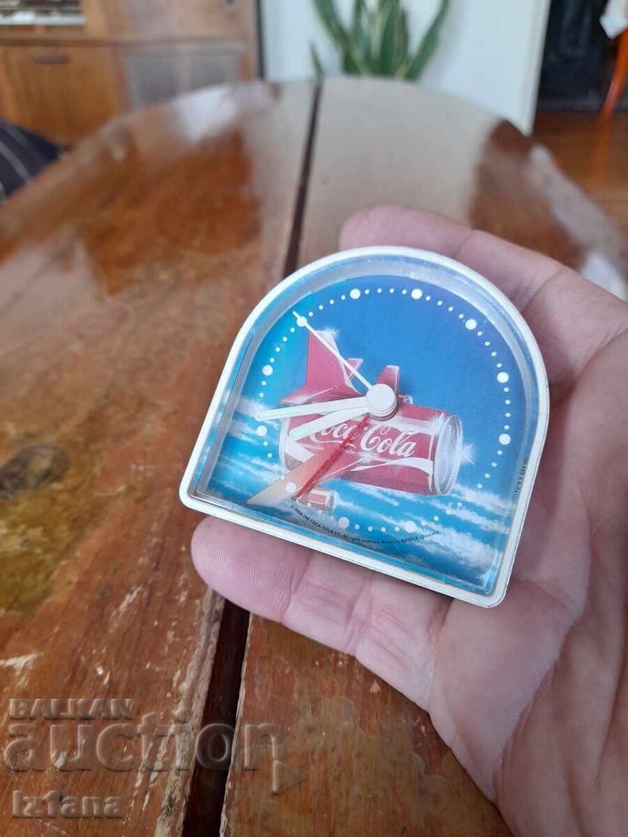 Ρολόι Coca Cola, Coca Cola με τιμή 27.00 BGN | € 13.80 Ρολόι Coca Cola, Coca Cola με τιμή 27.00 BGN | € 13.80