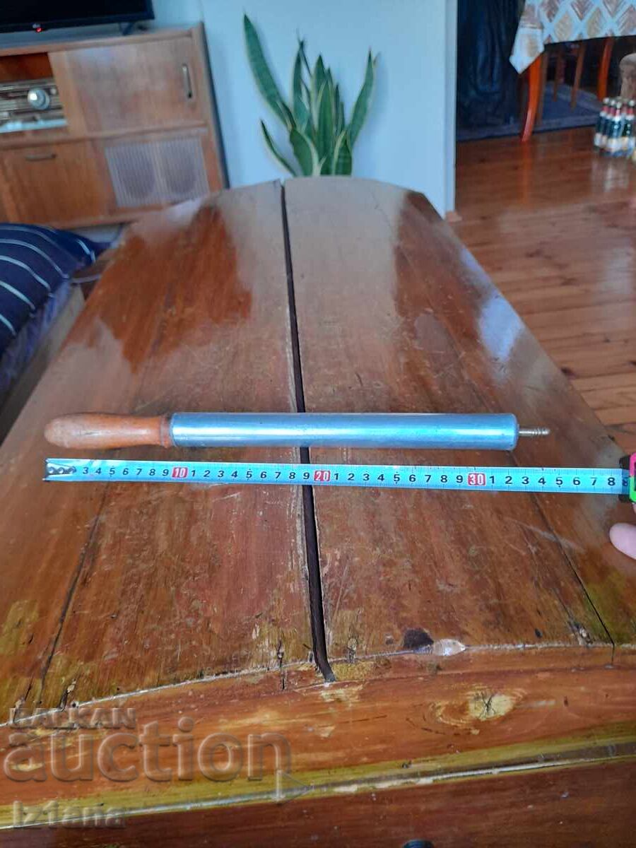 Old bicycle pump with price 37.00 BGN | € 18.92 Old bicycle pump with price 37.00 BGN | € 18.92