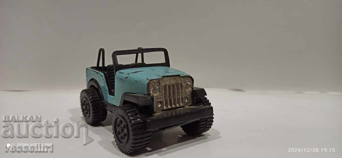 Παλιό ρωσικό παιχνίδι τζιπ αντίγραφο Tonka μεταλλικό φορτηγάκι 70s με τιμή € 18.00 | 35.20 BGN