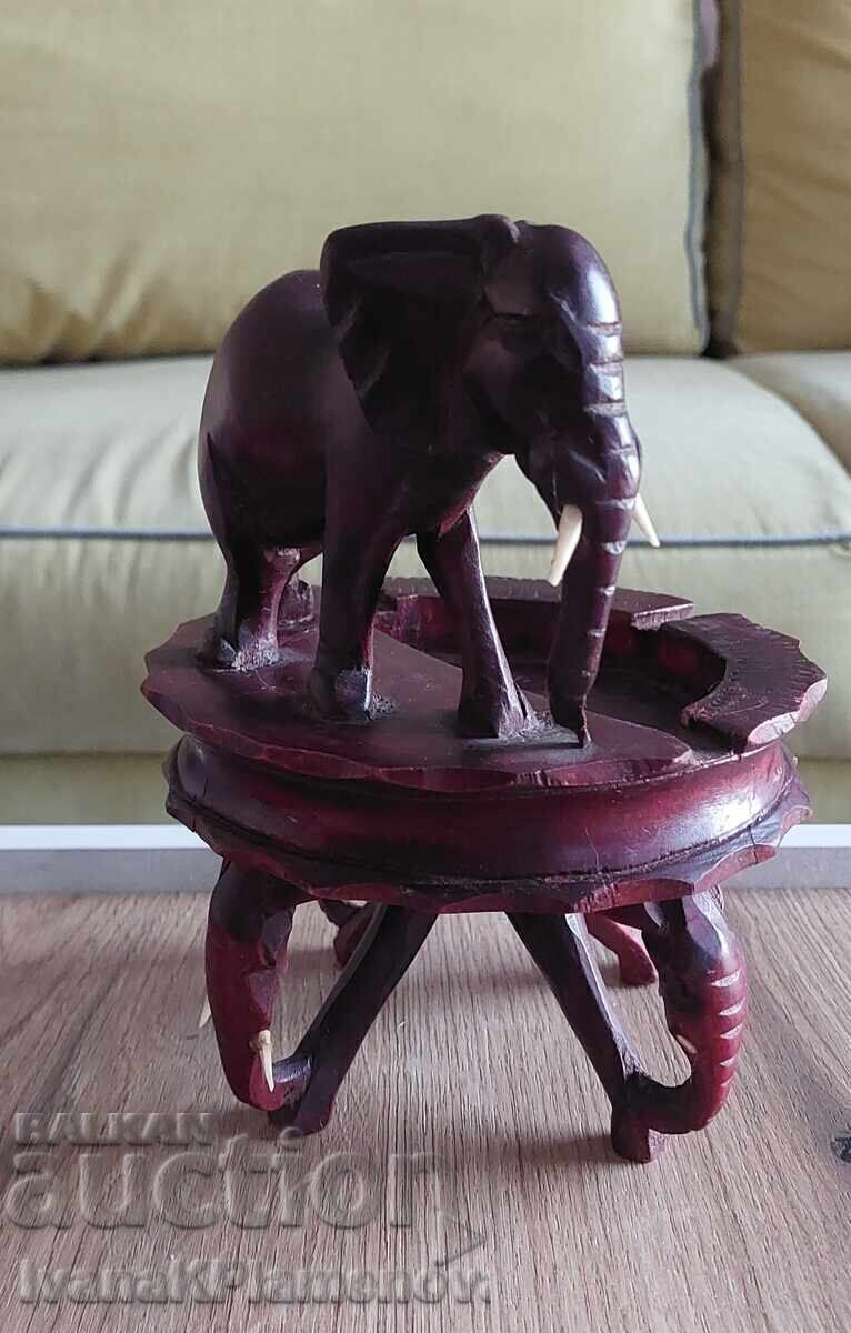 Wood carving Africa for collectors with price 50.00 BGN | € 25.56 Wood carving Africa for collectors with price 50.00 BGN | € 25.56
