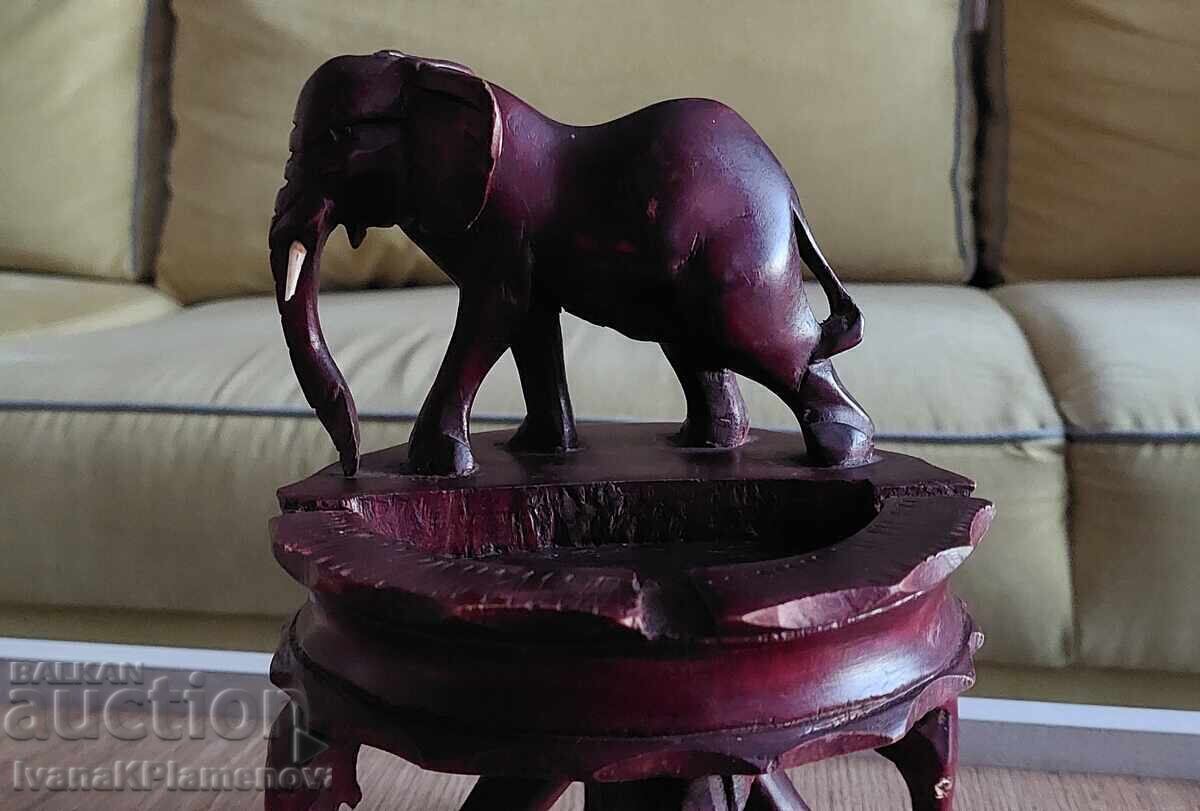 Wood carving Africa for collectors - 5 Wood carving Africa for collectors - 5