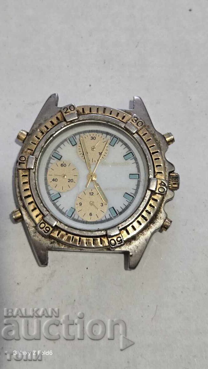 WATCH IS RARE I DON'T KNOW IF THE BZC WORKS!!!!