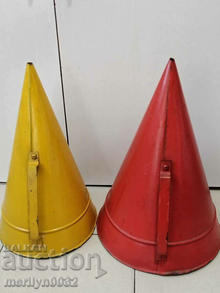 Old metal bin, a pair of 2 pieces, from a park early in the 1960s, NRB with price 79.00 BGN | € 40.39 Old metal bin, a pair of 2 pieces, from a park early in the 1960s, NRB with price 79.00 BGN | € 40.39