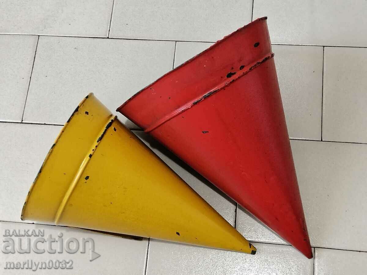 Delivery of Old metal bin, a pair of 2 pieces, from a park early in the 1960s, NRB Delivery of Old metal bin, a pair of 2 pieces, from a park early in the 1960s, NRB