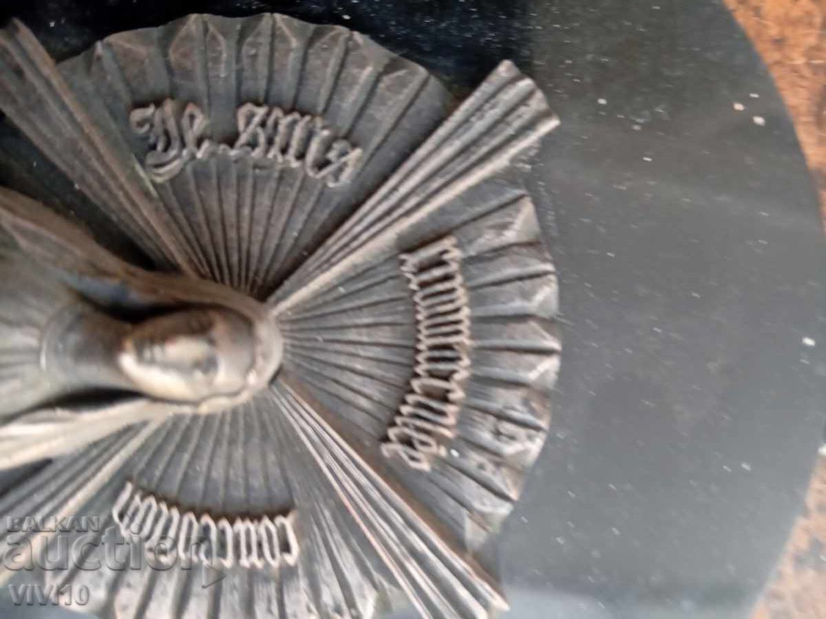 Delivery of Antique Catholic crucifix, marble and bronze Delivery of Antique Catholic crucifix, marble and bronze