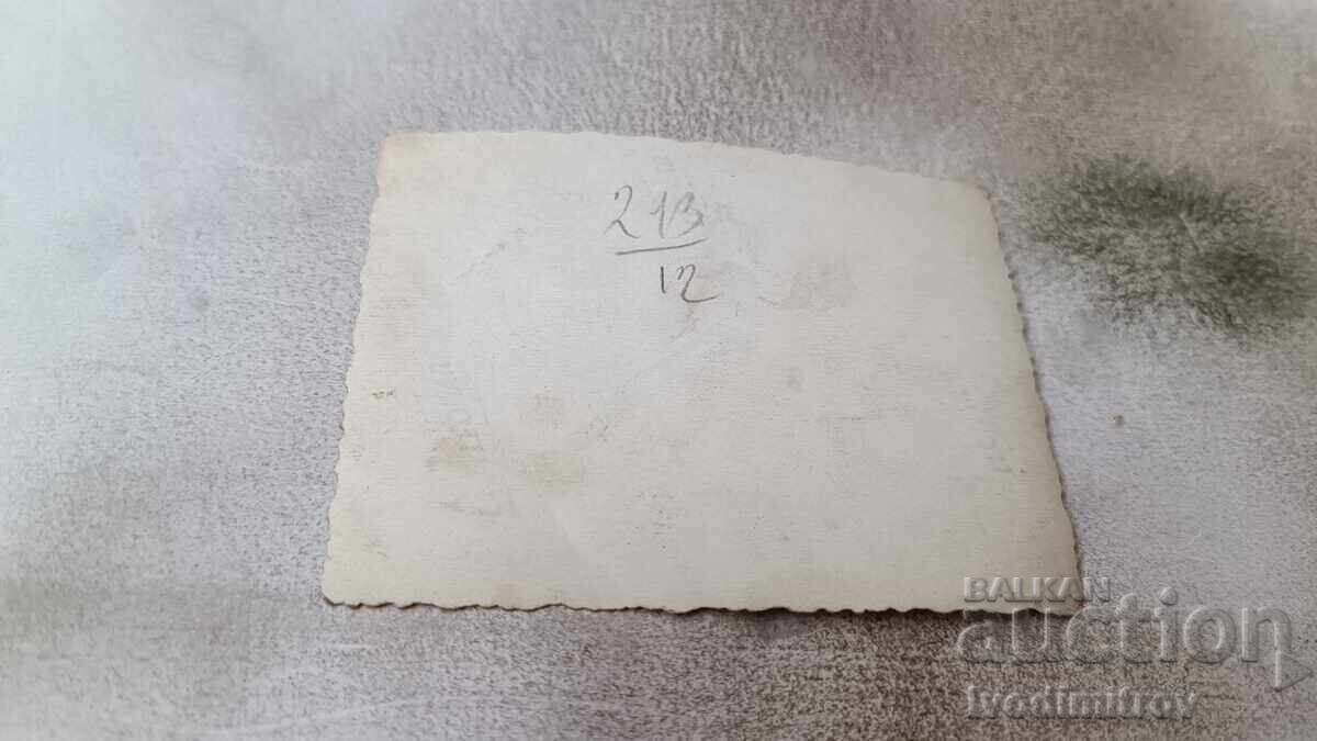 Photo Men women and children in the sea with price 1.65 BGN | € 0.84 Photo Men women and children in the sea with price 1.65 BGN | € 0.84