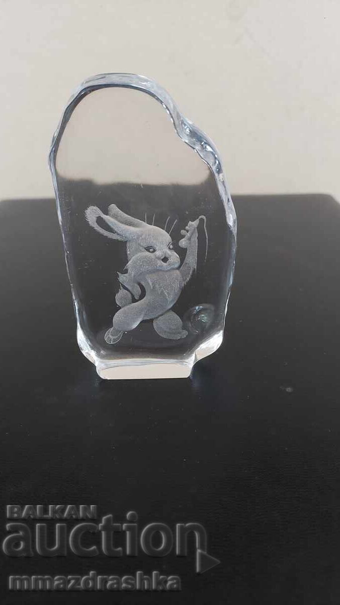 Engraved glass, rabbit