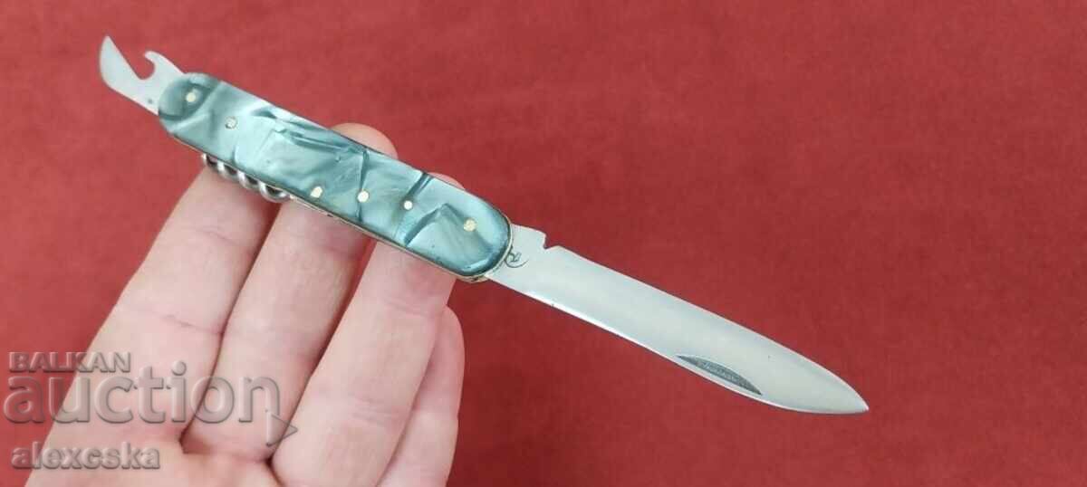 Thorn social knife with price 25.00 BGN | € 12.78 Thorn social knife with price 25.00 BGN | € 12.78