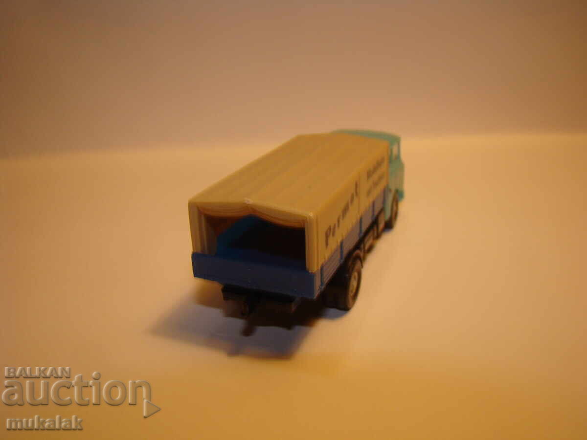 Delivery of PERMOT H0 1/87 SKODA TRUCK MODEL TROLLEY TRACTOR Delivery of PERMOT H0 1/87 SKODA TRUCK MODEL TROLLEY TRACTOR