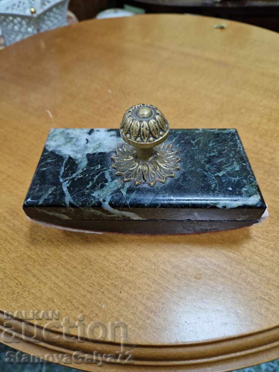 Beautiful antique French bronze and marble blotter with price 99.00 BGN | € 50.62 Beautiful antique French bronze and marble blotter with price 99.00 BGN | € 50.62