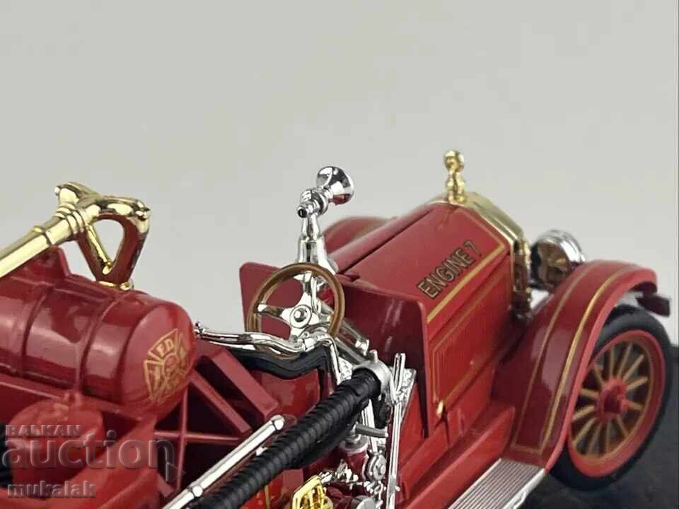 1:32 FIRE ENGINE FIREFIGHTER TROLLEY TOY MODEL - 7 1:32 FIRE ENGINE FIREFIGHTER TROLLEY TOY MODEL - 7