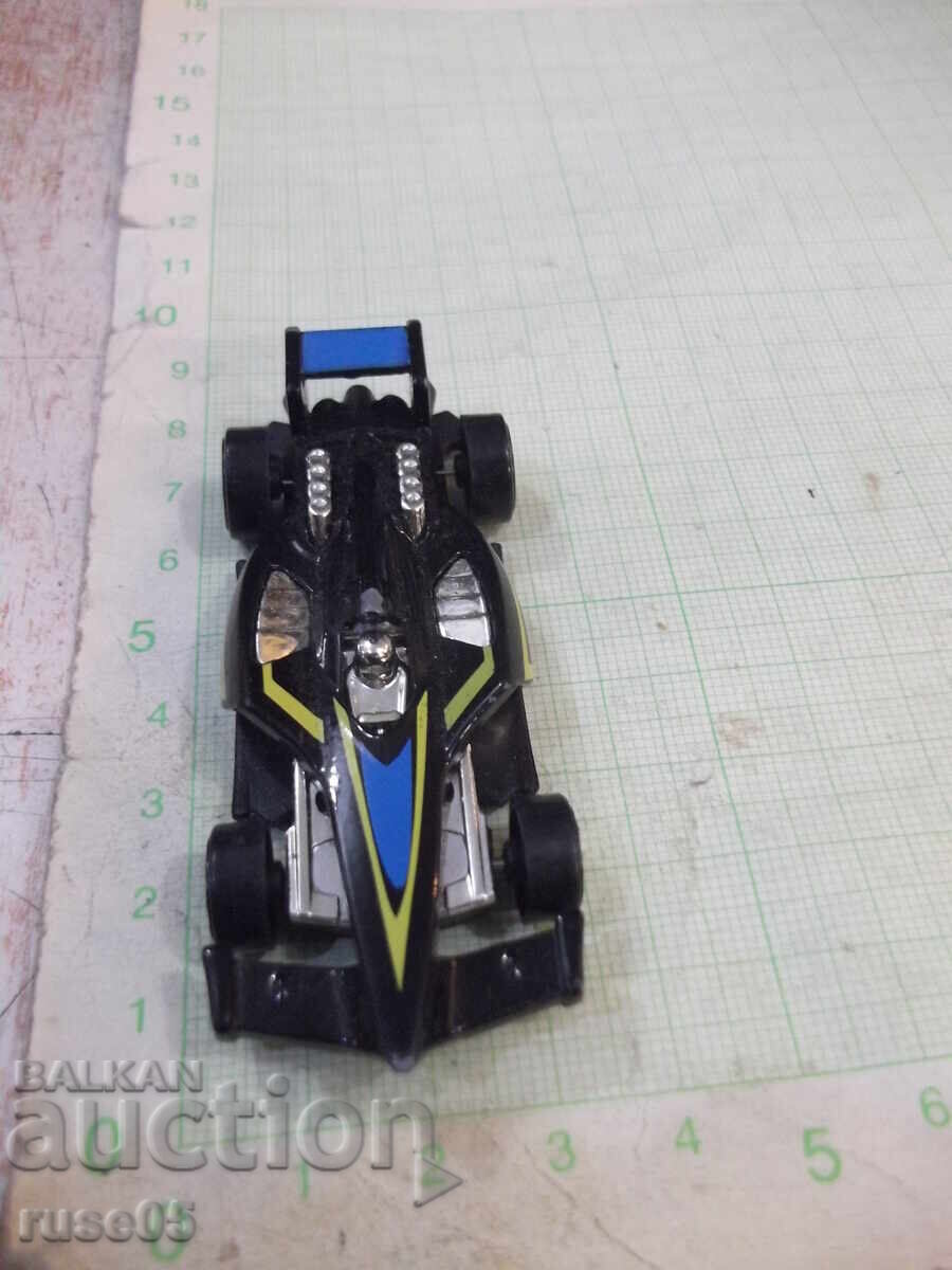 Livrarea Mașină - 787