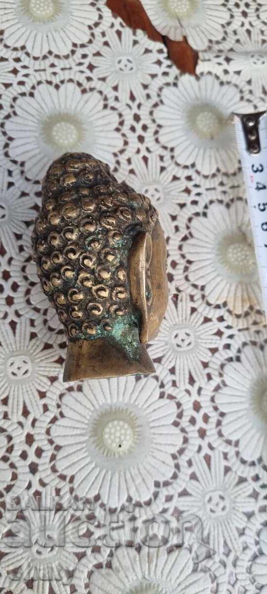 Delivery of Old bronze figure Delivery of Old bronze figure