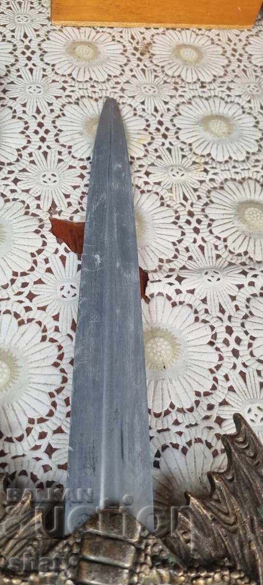 Auction Old solid bronze knife. Dagger Auction Old solid bronze knife. Dagger