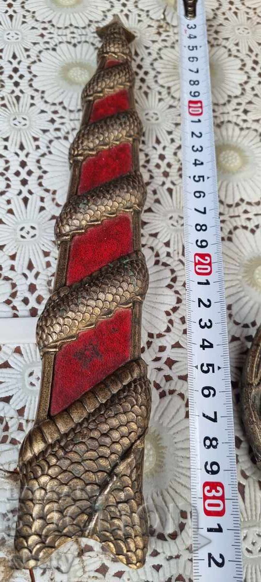 Delivery of Old solid bronze knife. Dagger Delivery of Old solid bronze knife. Dagger