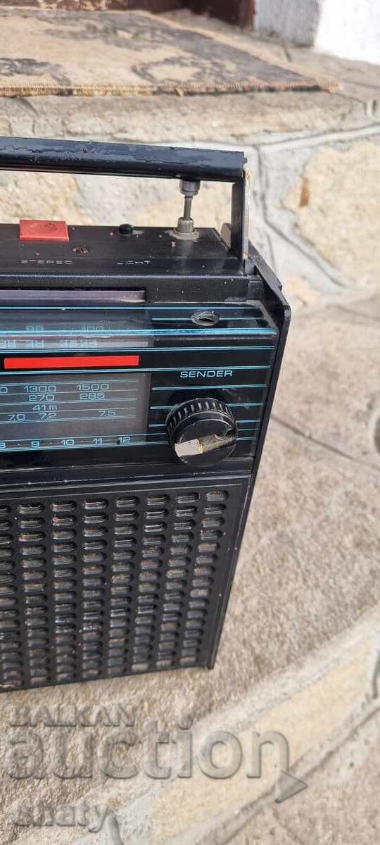Delivery of Old rare radio Delivery of Old rare radio