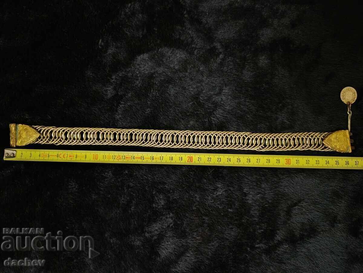 Colier rar pentru câini, placat cu argint, bijuterii renascentiste cu preț € 330.00 | 645.42 BGN Colier rar pentru câini, placat cu argint, bijuterii renascentiste cu preț € 330.00 | 645.42 BGN