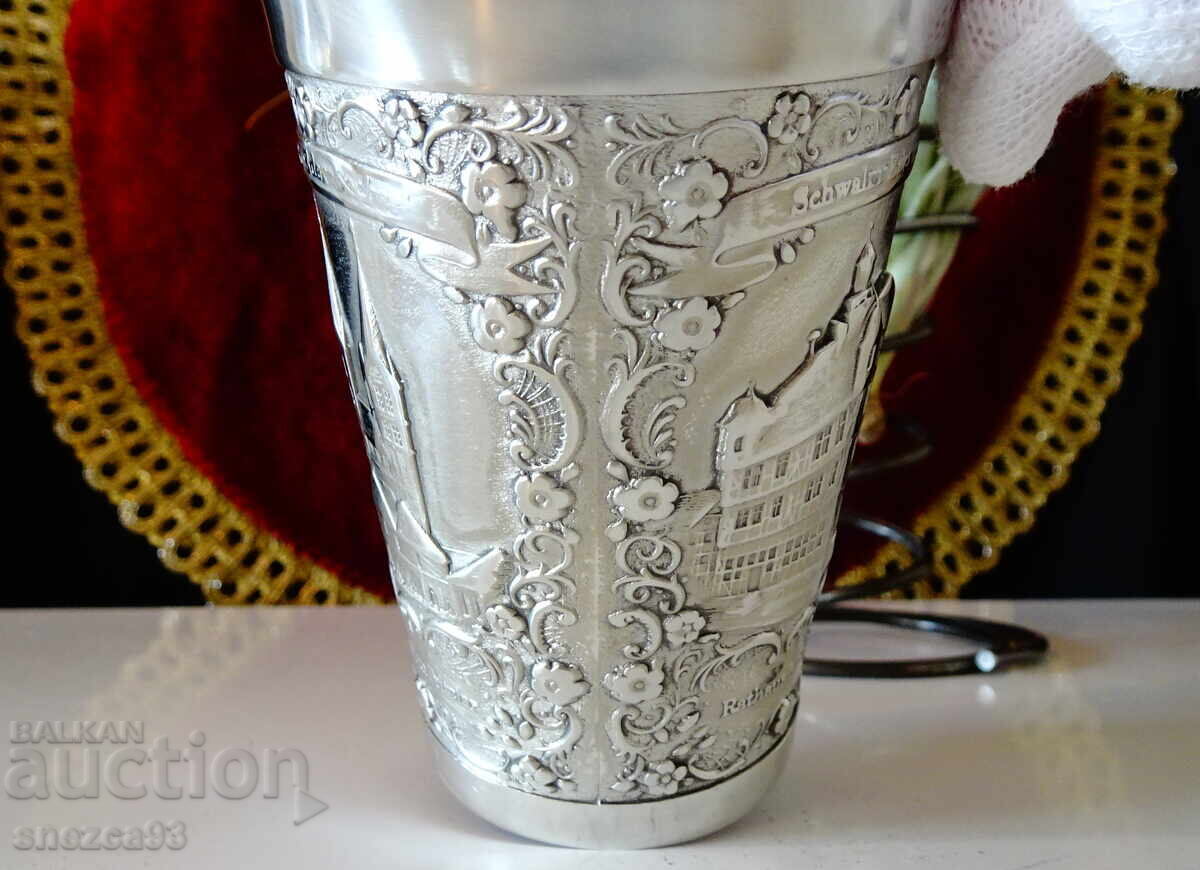 Auction Pewter cup Schwalm, Hesse. Auction Pewter cup Schwalm, Hesse.