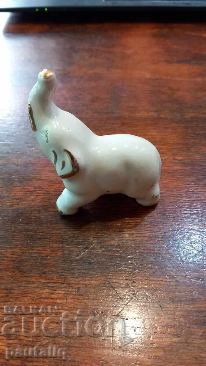 Delivery of OLD PORCELAIN FIGURINE Delivery of OLD PORCELAIN FIGURINE