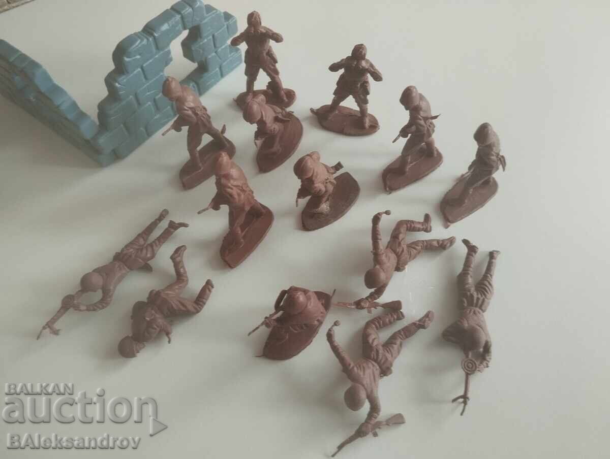 Lot of soldiers 50 pcs. - 5 Lot of soldiers 50 pcs. - 5