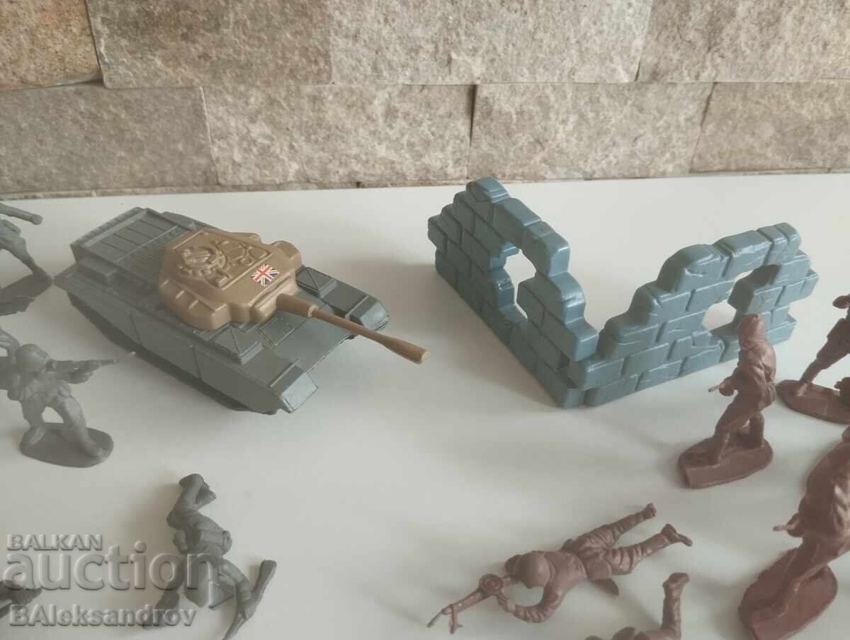 Lot of soldiers 50 pcs. - 6 Lot of soldiers 50 pcs. - 6