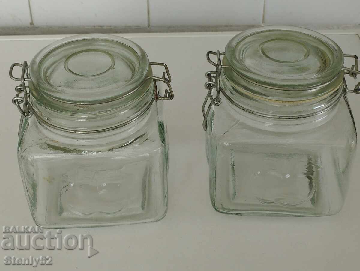 Auction 4 glass jars for spices, tea, coffee, sugar. Auction 4 glass jars for spices, tea, coffee, sugar.