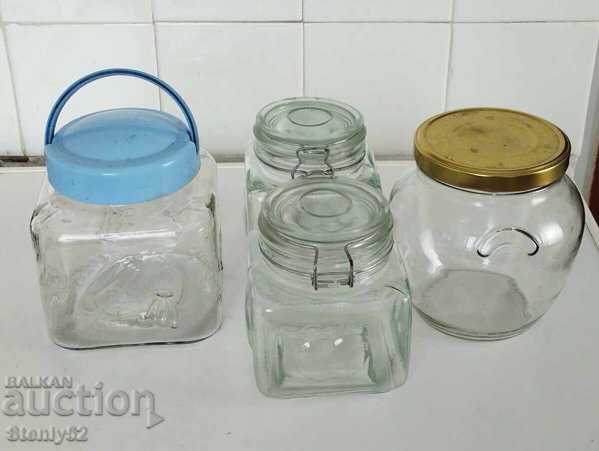4 borcane de sticla pentru condimente, ceai, cafea, zahar.
