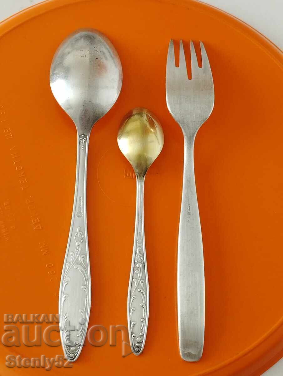 1 set of silver-plated nickel silver cutlery. with price 36.00 BGN | € 18.41 1 set of silver-plated nickel silver cutlery. with price 36.00 BGN | € 18.41