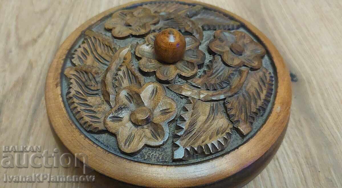 Кутия дърворезба за колекционери отлична - 6 Кутия дърворезба за колекционери отлична - 6