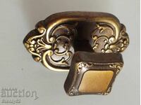 1 buc. mâner de dulap din alamă