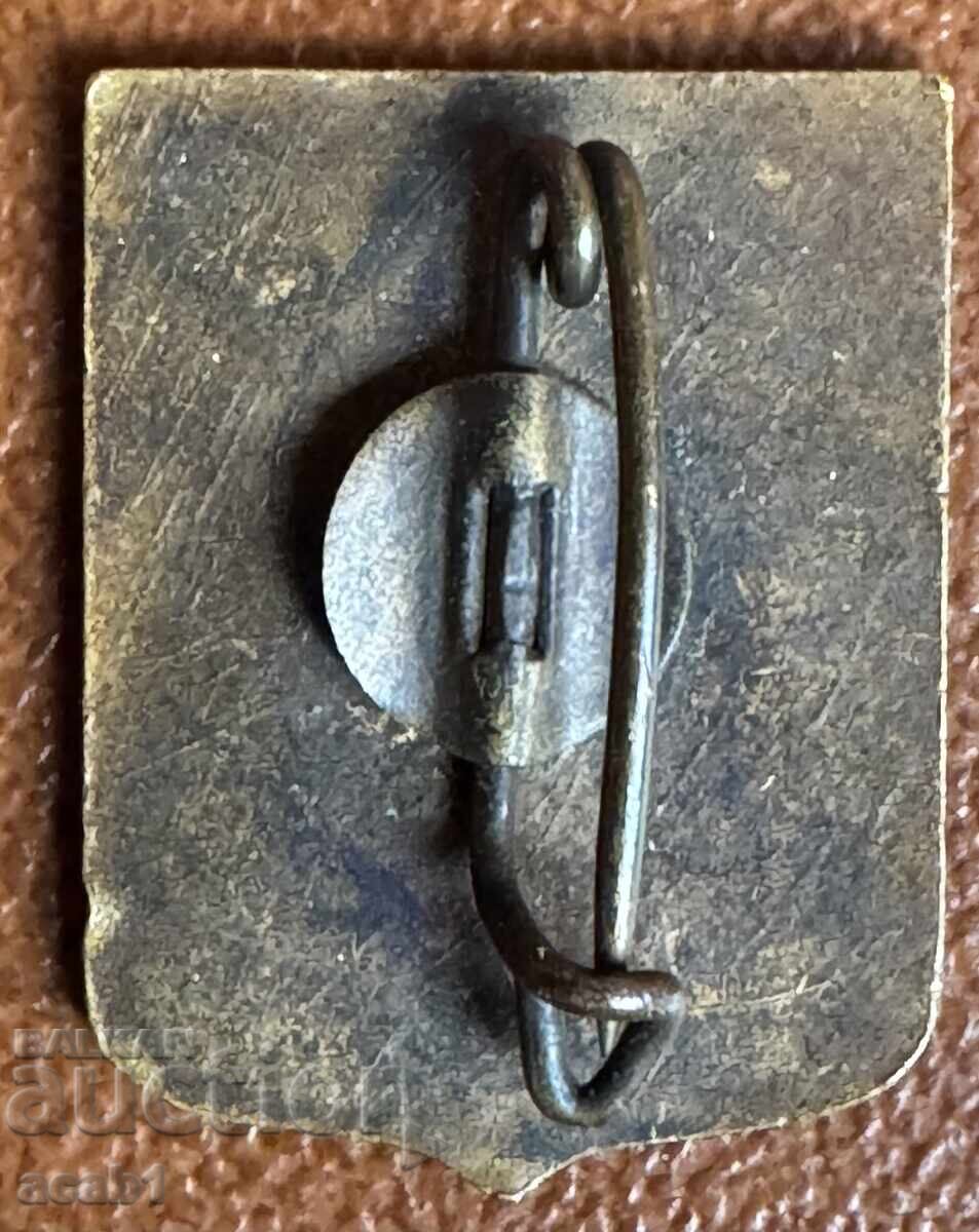 Military badge France with price 17.99 BGN | € 9.20