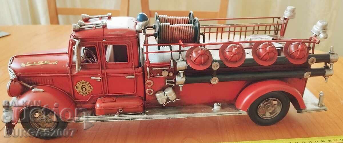 Old tin toy, fire engine, 50cm. - 7 Old tin toy, fire engine, 50cm. - 7