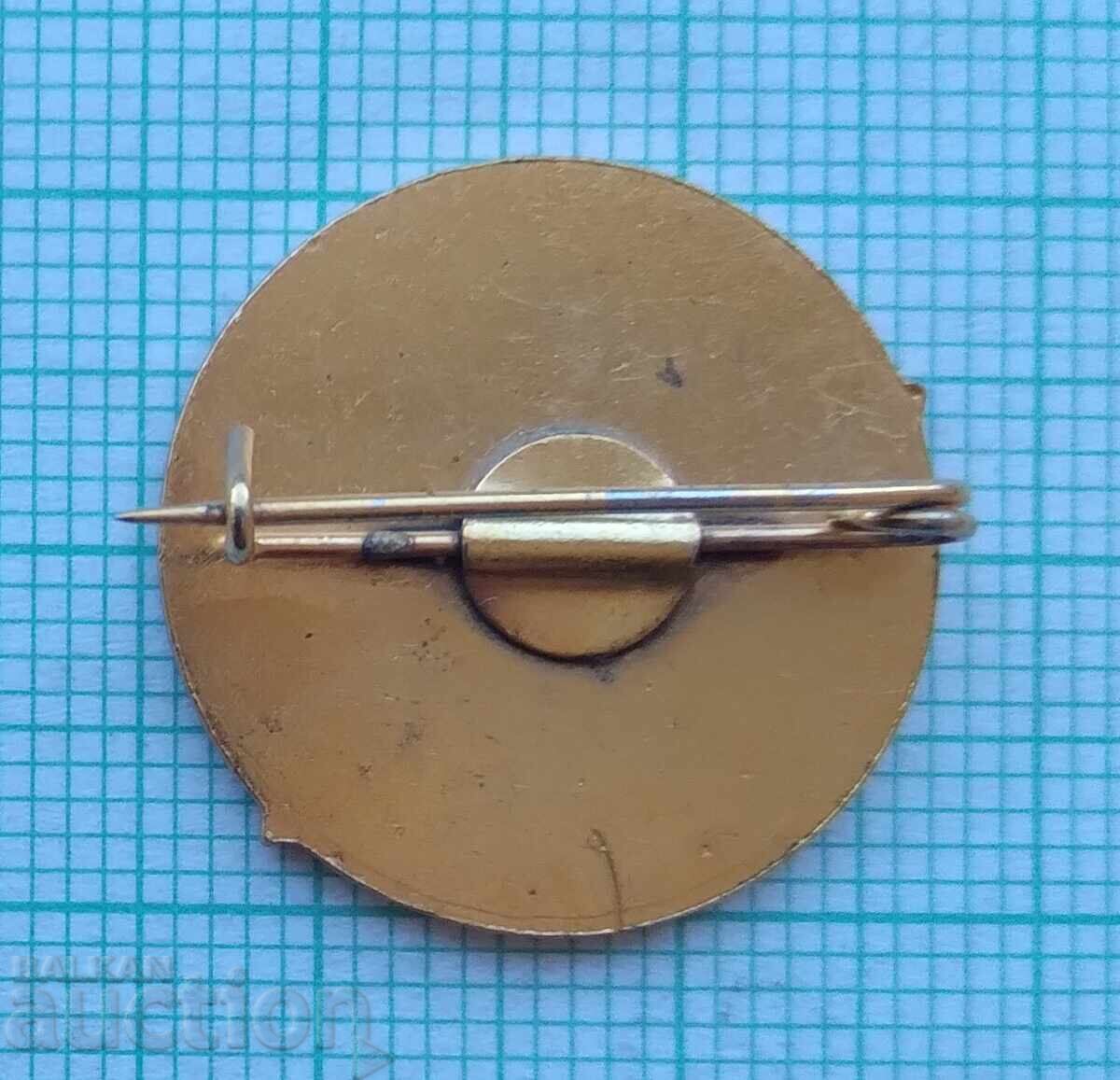 Auction 17661 Badge - Cuba Football Federation - football Auction 17661 Badge - Cuba Football Federation - football