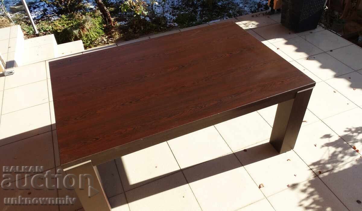 Παράδοση Τραπεζάκι σαλονιού