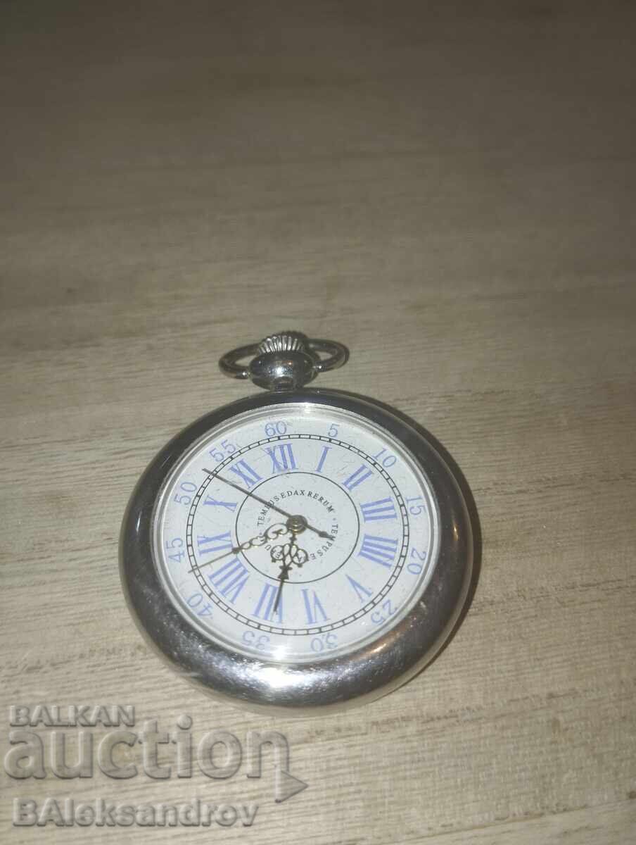 Interesting pocket watch with price 21.00 BGN | € 10.74 Interesting pocket watch with price 21.00 BGN | € 10.74