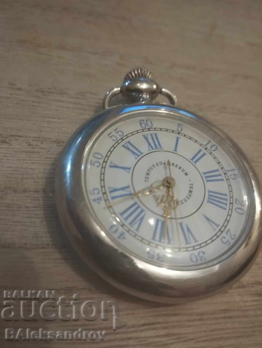 Delivery of Interesting pocket watch Delivery of Interesting pocket watch