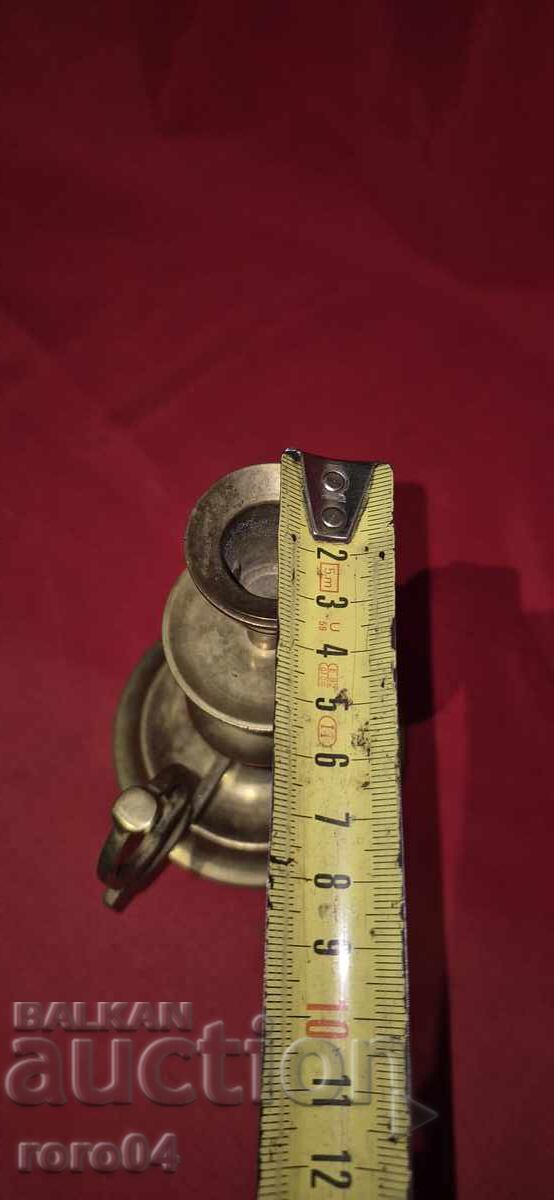 OLD BRONZE / BRASS CANDLEHOLDER - 5 OLD BRONZE / BRASS CANDLEHOLDER - 5