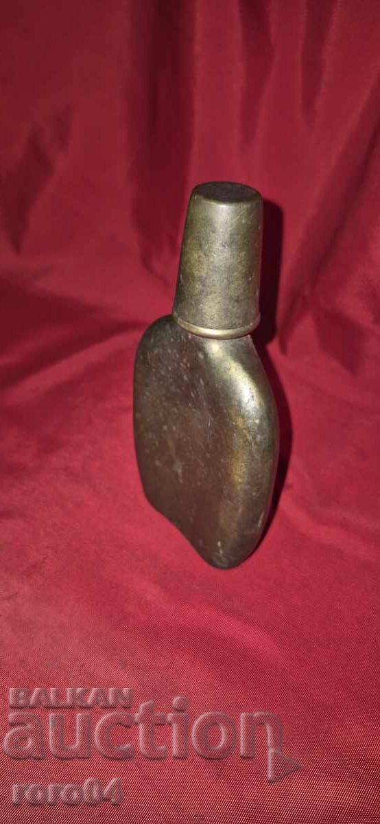 Аукцион СТАРА БРОНЗОВА / МЕСИНГОВА МАНЕРКА Аукцион СТАРА БРОНЗОВА / МЕСИНГОВА МАНЕРКА