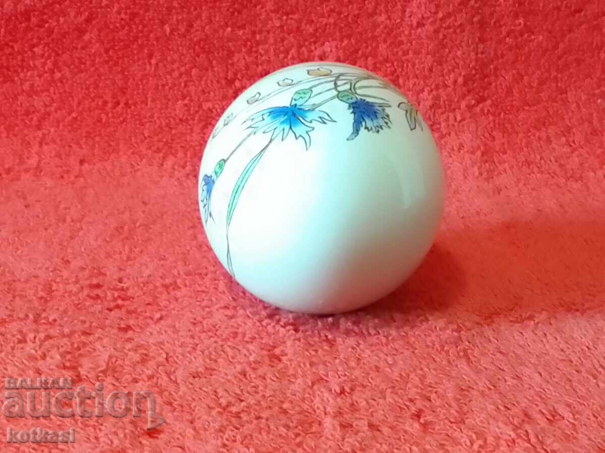 Figurină veche din porțelan cu semnătura Egg flowers - 5