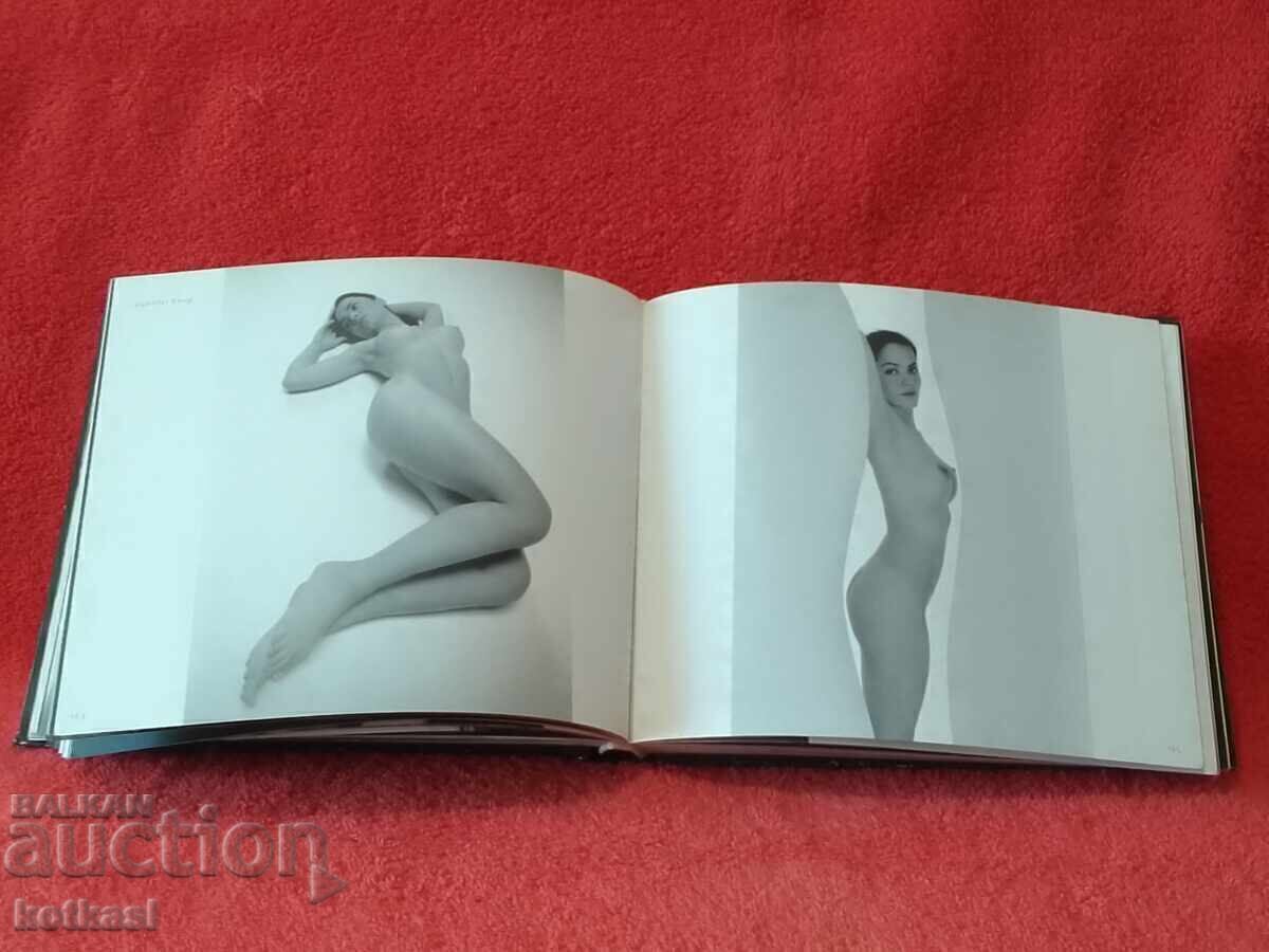 Доставка на Еротична фотография Мини Енциклопедия Доставка на Еротична фотография Мини Енциклопедия