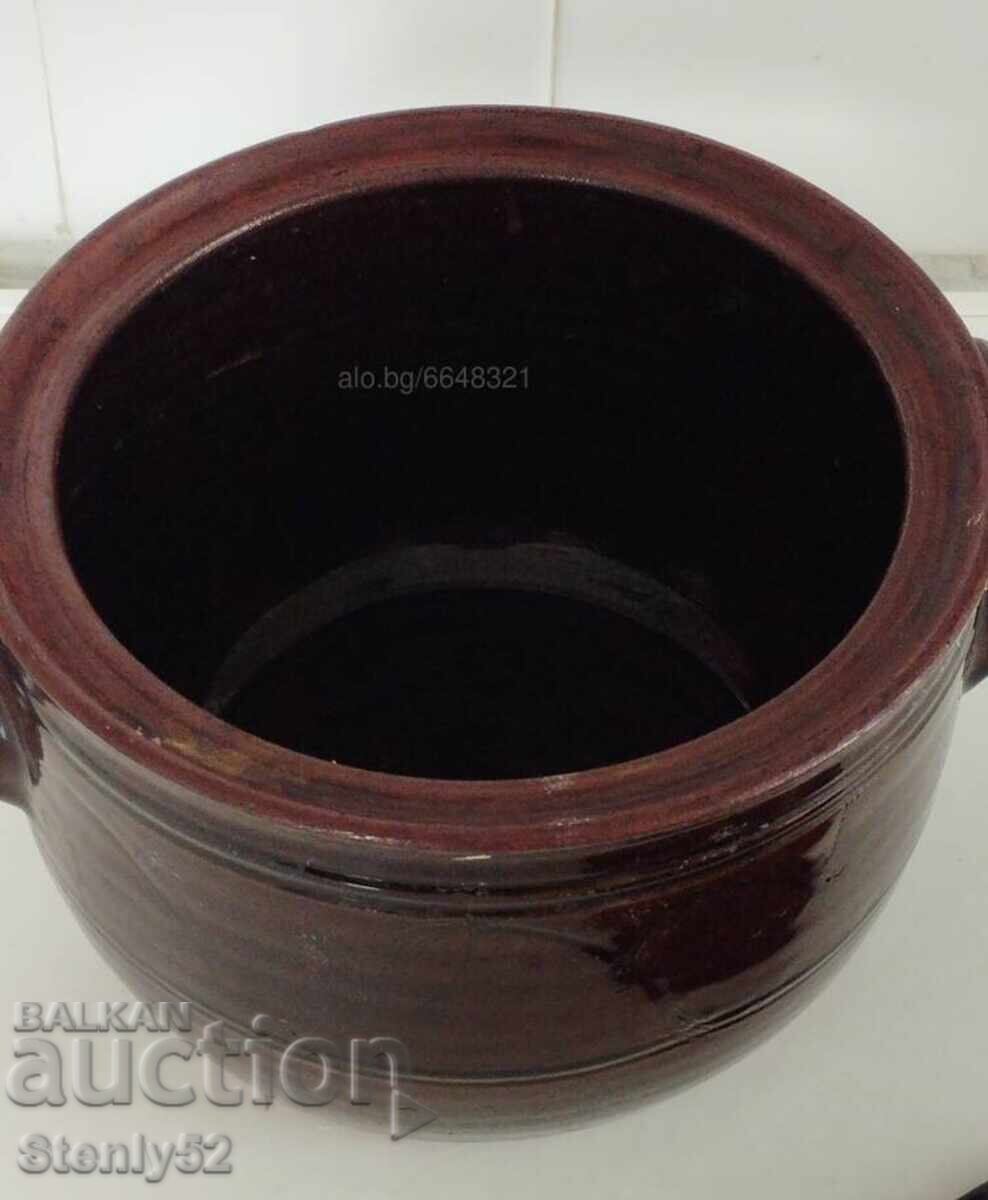 Auction  Clay glazed dish for oven dishes