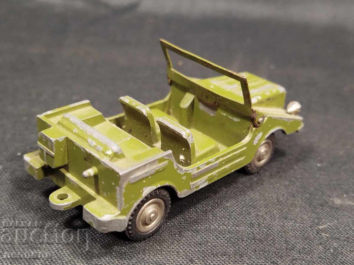 Delivery of OLD RETRO METAL WHEELCHAIR MILITARY CAR DKW MUNGA GAMA Delivery of OLD RETRO METAL WHEELCHAIR MILITARY CAR DKW MUNGA GAMA