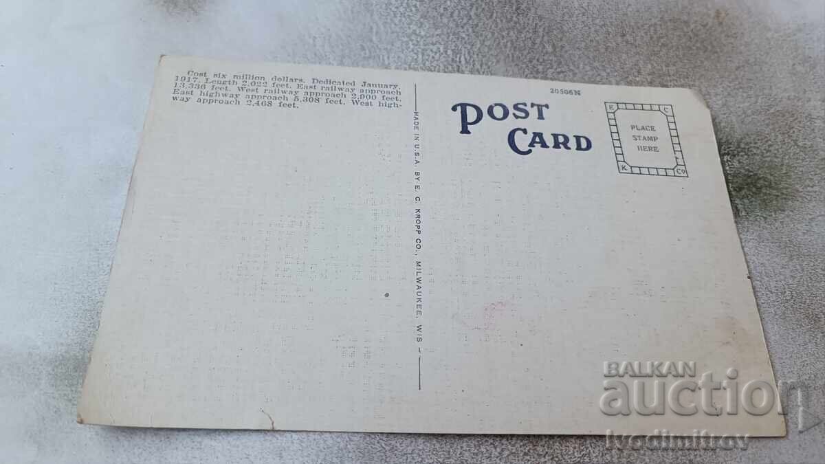 St. Louis Municipal Bridge Postcard with price 1.65 BGN | € 0.84 St. Louis Municipal Bridge Postcard with price 1.65 BGN | € 0.84