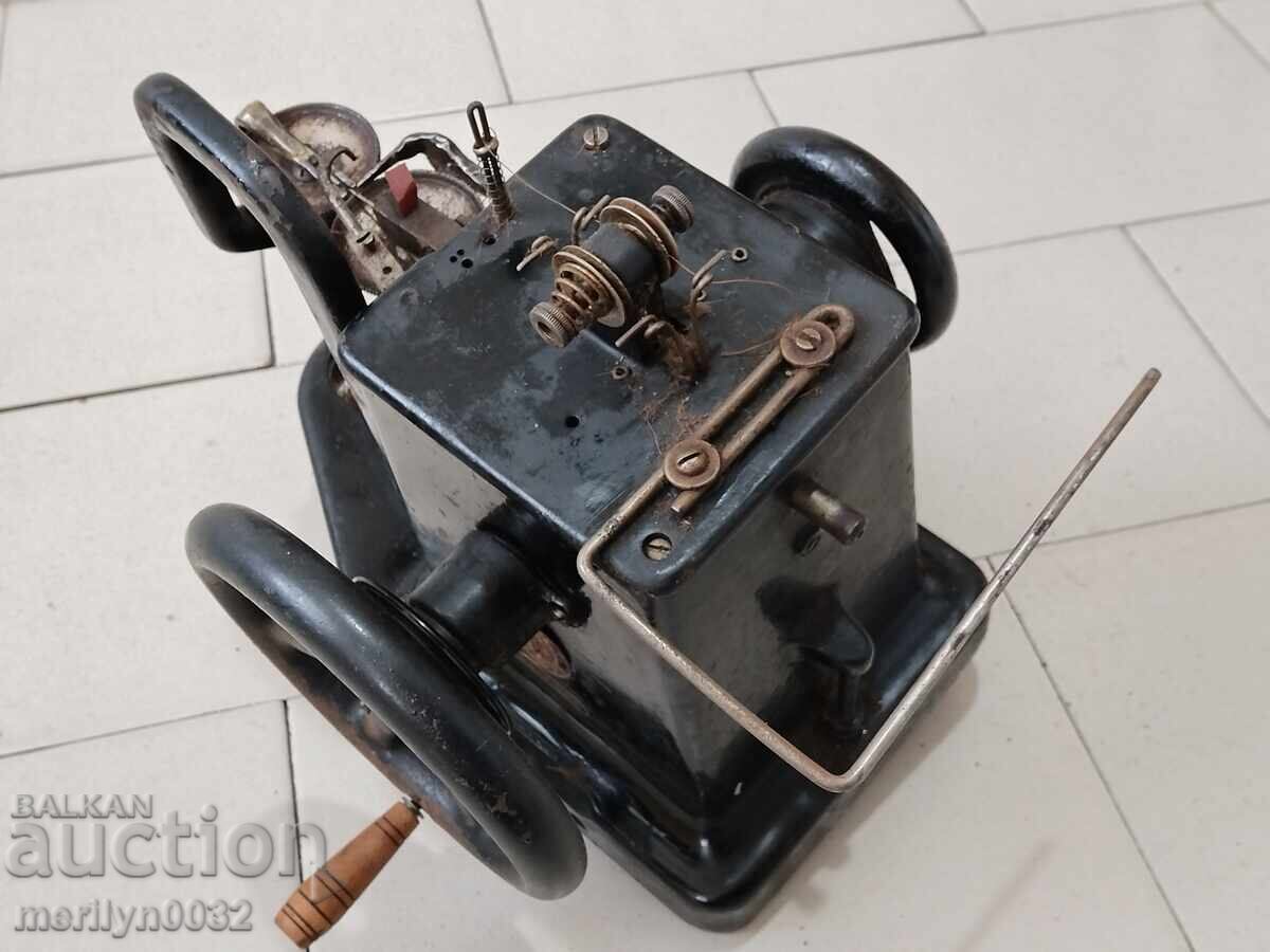 Old manual sewing machine "SINGER", RARE RRR, working - 7 Old manual sewing machine "SINGER", RARE RRR, working - 7
