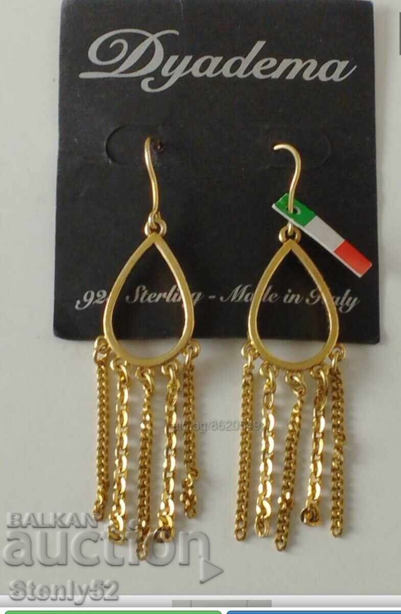 Gold-plated silver earrings 7.92 g. with a silver sample of 925. Gold-plated silver earrings 7.92 g. with a silver sample of 925.