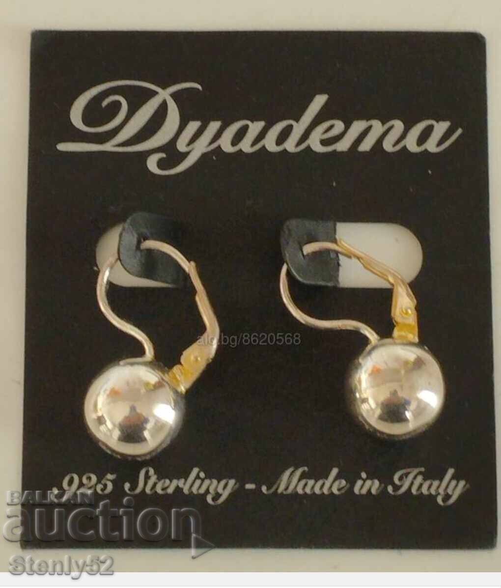 Сребърни обеци 5 гр. проба 925 на среброто.