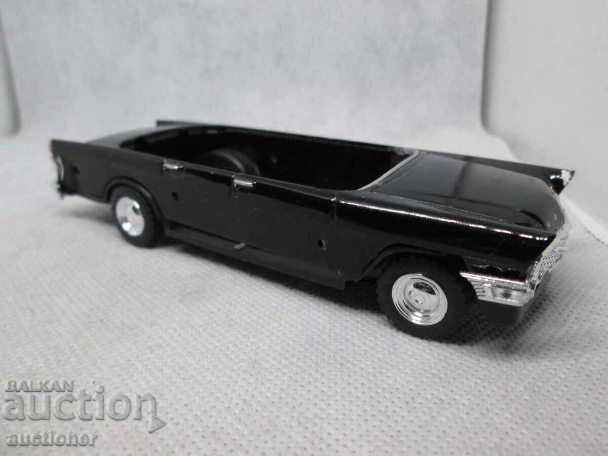 Auction GAZ 13 CHAYKA 1959 FOR PARTS Auction GAZ 13 CHAYKA 1959 FOR PARTS