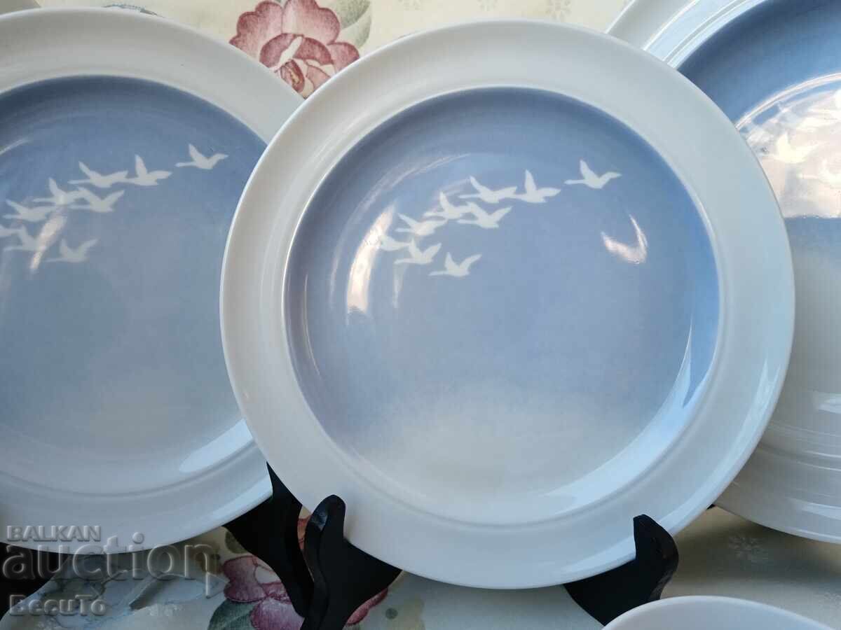 Rare find Danish porcelain coffee and dining set - 6 Rare find Danish porcelain coffee and dining set - 6